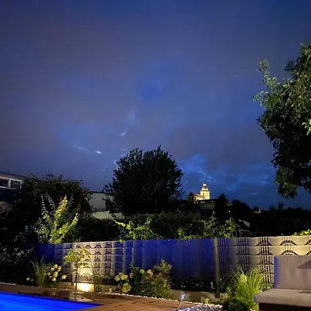 Villa Mit Pool Siegburg Exterior foto