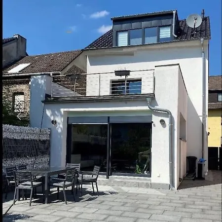Villa Mit Pool Siegburg Exterior foto